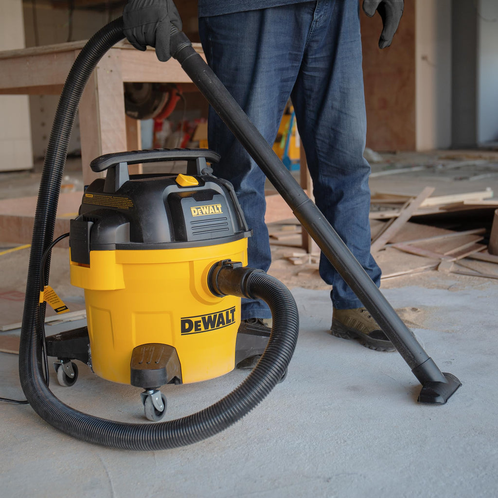 6 Gal Wet/Dry Shop Vacuum with Blower Q755